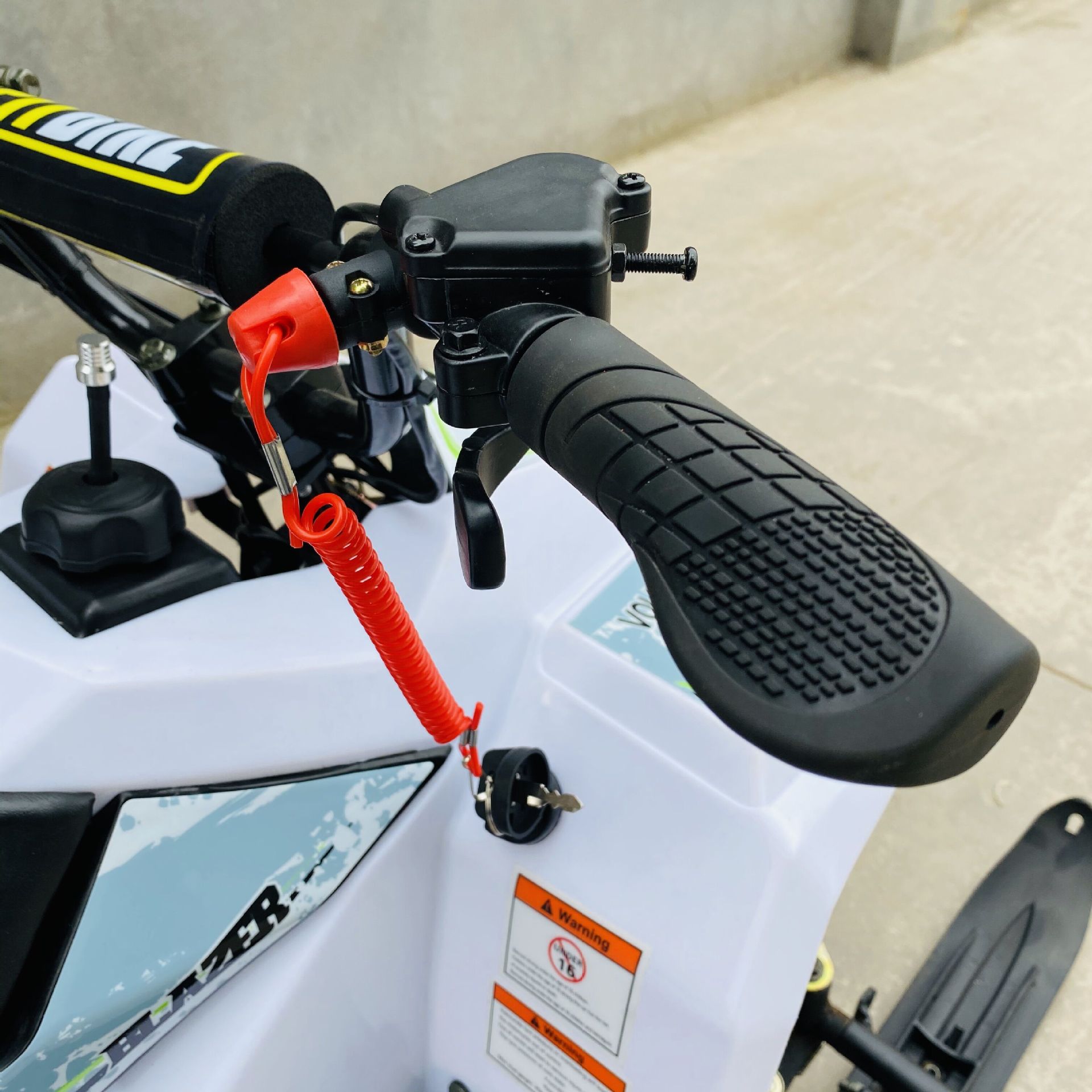 Motoneige, idéale pour les déb - Outdoor Adventure Recreation avis et prix